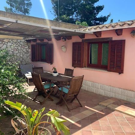 Casa Vacanze Lo Stagnone Da Rosita Марсала Екстериор снимка
